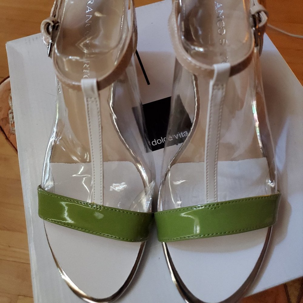 Franco Sarto patent t strap white kiwi beige sz 10
